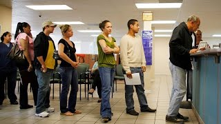 US Initial Jobless Claims Rise by More Than Forecast