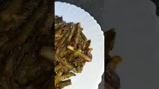 #kochurlotirecipe #kochu #কচু#trending #bangladesh #viral #youtubeshorts #viral @sucharitadas9501