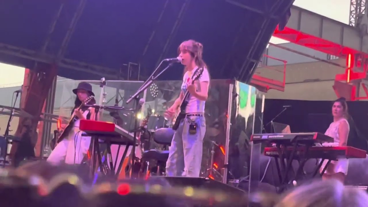 Clairo - Bags (with Phoebe Bridgers) - Live At Carroponte, Milan, Italy ...