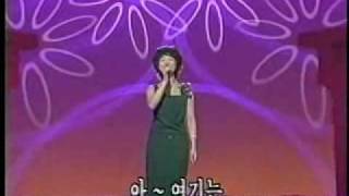 문희옥 - 사랑의 거리 (ムンヒオク - 愛の街）　Korean Trot Singer Moon Hee-Ok