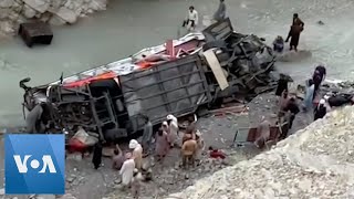 Bus Accident in Pakistan Kills 19 People