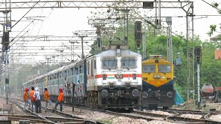 रफ्तार बढ़ाते हुए आगरा की ओर जाती श्रीधाम सुपरफास्ट एक्सप्रेस। Shridham Superfast Express Near Agra