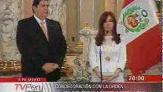 condecoran a presidenta de argentina taringa.flv