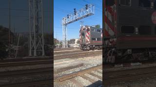 Caltrain Gallery car blowing its horn for one of the last times before being retired. #trains