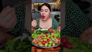 Inilah Menu Makan Siang Wanita Thailand