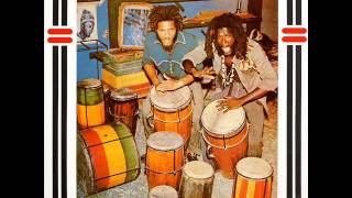 The Congos - Heart Of The Congos - 03 - Open Up The Gate