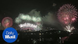 Auckland hosts fireworks spectacular as New Zealand welcomes 2017 - Daily Mail