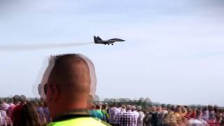 Pokazy lotnicze robiły wrażenie. Pilot MIG-a zachwycił umiejętnościami. Open Air Day 2018