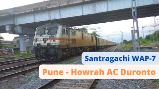 Pune - Howrah AC Duronto Express 12221 Rushing to Tatanagar Junction