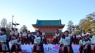 京都チーム「櫻嵐洛」(受賞演舞)　京都さくらよさこい2017 神宮道２日目（広角）