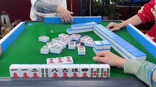 麻将：没看桌面现张情况，错失重锤的机会