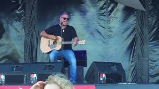 2018.02.03 Jon Stevens performs Simple Man