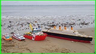 DO LEGO BOATS FLOAT IN THE SEA ???