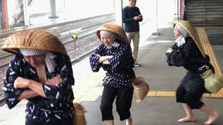 どじょうすくい踊りin安来駅！！！台風もなんのその(//∇//)？！