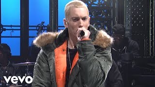 Eminem - Berzerk (Live on SNL)