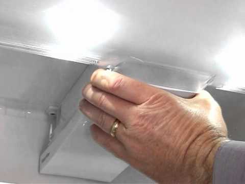 How to change a water filter (inside your Bosch refrigerator) How to change a water filter (inside your Bosch refrigerator)