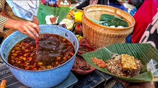 AJANGNYA PAKAI ALAS DAUN PISANG - RAWON GANDRUNG PRJ