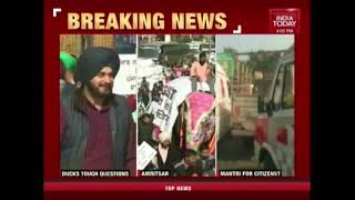 Navjot Singh Sidhu's Anti GST Protest Blocks 2 Ambulances With Emergency Patients