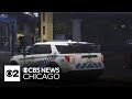 Man robbed at gunpoint while walking in downtown Chicago