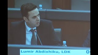 Abdixhiku: Kur investitori i jashtëm takohet me ministrin me armë në brez