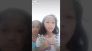 Ekspresi Adek Azkia Super Cool