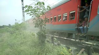 12553 Vaishali Express at Full Speed.