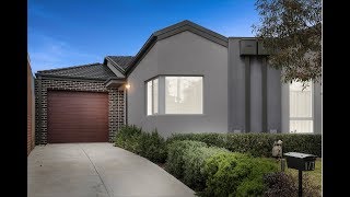 1/2 Retreat Place, Werribee - Slideshow