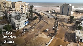 Thousands die as floodwaters inundate Libya