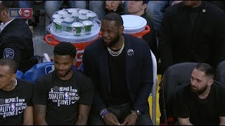 LeBron James and Lakers Bench React To Draymond Green Getting Ejected In 2Q