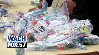 Spreading hope to inmates with care packages and notes