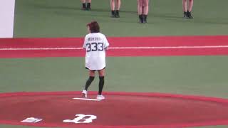 2022.09.15 オリックスバファローズ ハイヒールモモコ姐さんの始球式