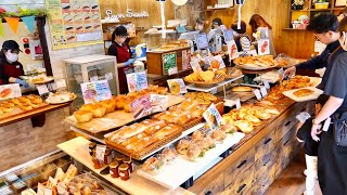 Customers flooded in and a long line! I photographed a Japanese bakery from 4:00 in the morning.