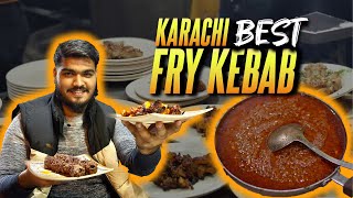 Karachi’s STREET Style BBQ | Karachi’s Best FRY KABAB | Pervaiz Yameen Soldier Bazar