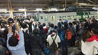 185系での最後の特急踊り子16号東京駅お見送り