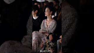 倪妮 Vogue内场的妮 好乖好优雅静静的看模特走秀 #倪妮时尚 #倪妮气质