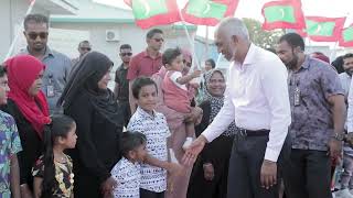 The President arrives in N  Miladhoo Island