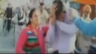 Patiala Woman Beats Up Gas Agency Agent | Caught On Cam