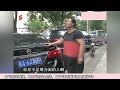 新车被撞对方答应负全责，车主却不满意：我这是新车要多给点赔偿