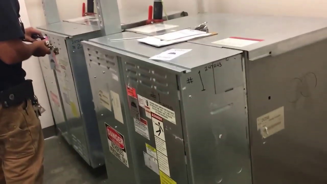 Otis Series 5 Elevator Machine Room Youtube