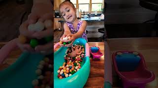 🍬CUTE 3 YEAR OLD GIRL PLAYTIME WITH GUMBALL CANDY & BABY DOLL IN THE BATH TUB! #candy #gumball #fun