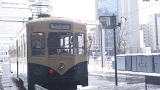 富山地方鉄道市内線　7000形7022号車　南富山駅前 行き　富山駅前電停発車　2018.12.29