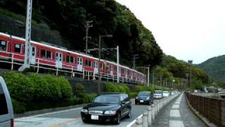 小田急１０００系箱根登山カラー　箱根湯本発車