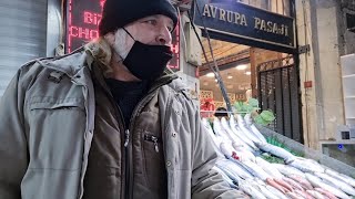 Eating Midye Dolma at a Traditional Seafood Market | Turkish🇹🇷 Street Food