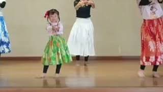 4歳児のフラダンスが凄い！“Ku’u sweet lei Makamae”クウ・スウィート・レイ・マカマエを踊ってみよう