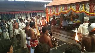 Ira devasthanad shree kuriyadithayi moover daivolena pravesha aanaga