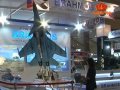 panglima tni tinjau pameran indo defence 2014