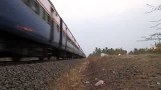 Indian Railways: Koyna Express honks with offlink Kalyan 3D!!