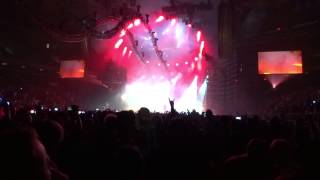 MOTLEY CRUE LIVE MSG NYC 2014 SHOUT AT THE DEVIL