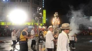 2013基隆中元祭主普謝姓宗親會放水燈遊行-三坑得意堂大鼓弄 行經覺修宮