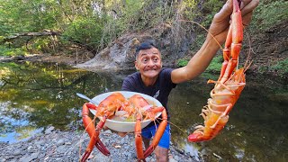 Pesca y cocina sopa de camaron grande